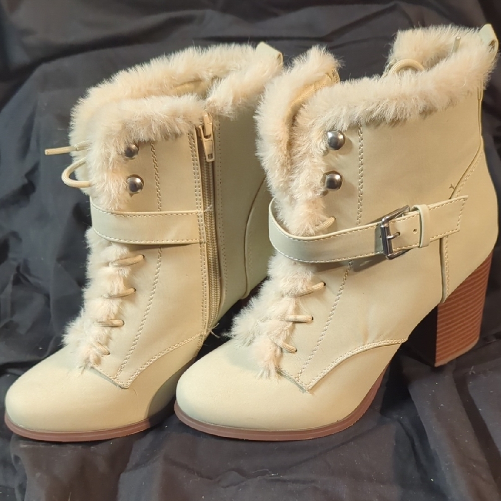 Women's Cream Faux Fur Ankle Boots
